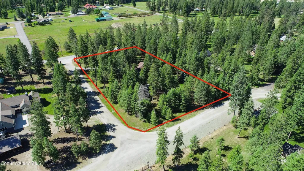 14 Whispering Lane Moyie Springs ID 83845
