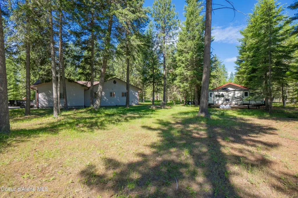 14 Whispering Lane Moyie Springs ID 83845