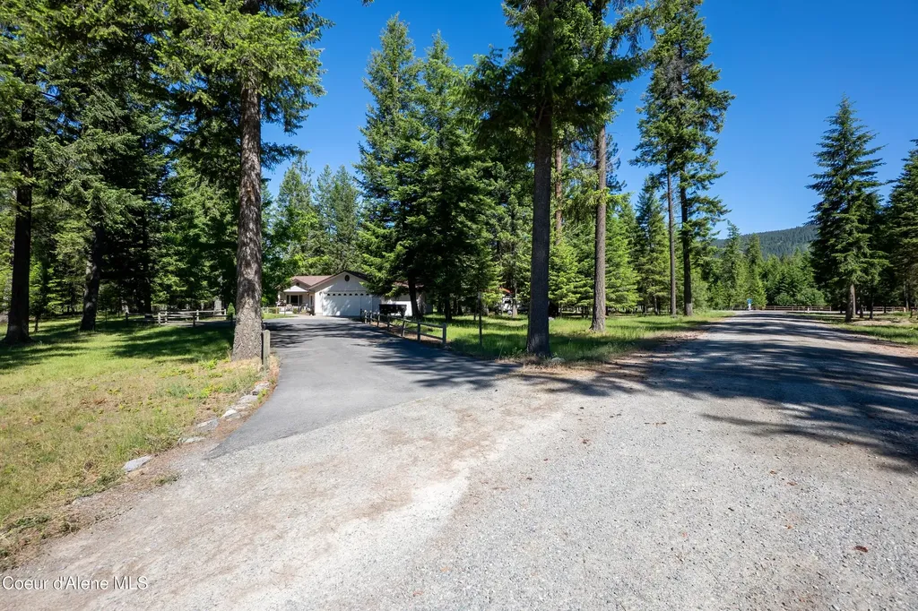 14 Whispering Lane Moyie Springs ID 83845