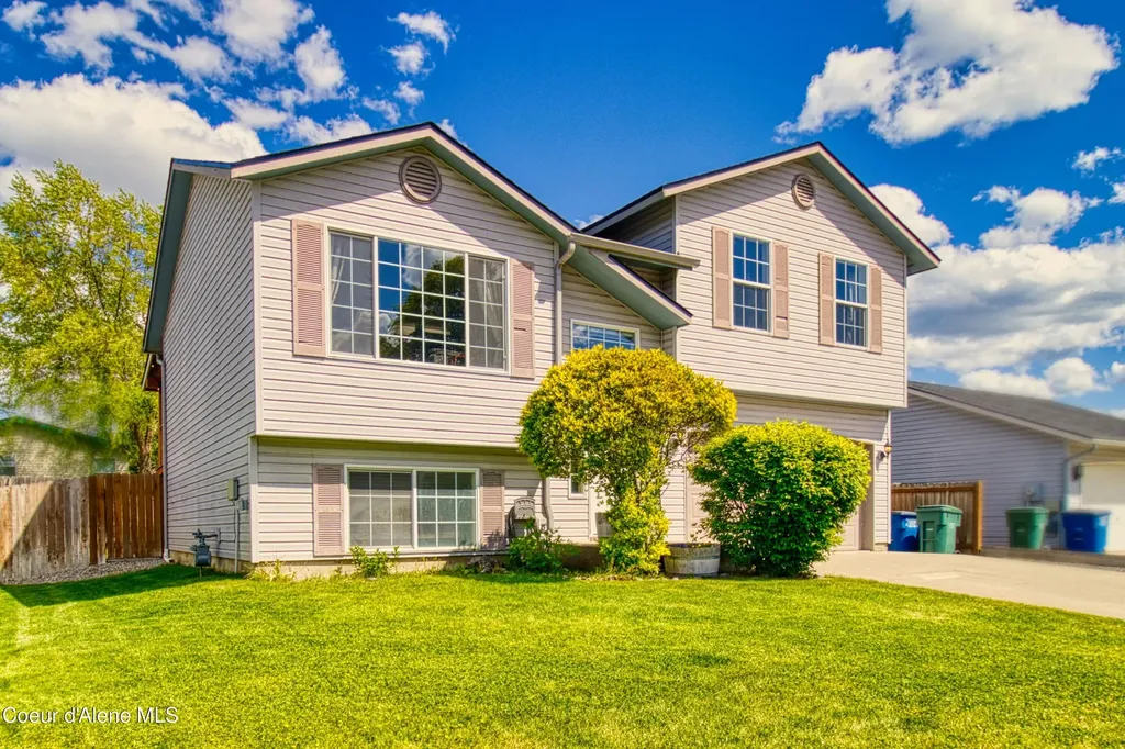 3100 N Treaty Rock Boulevard Post Falls ID 83854