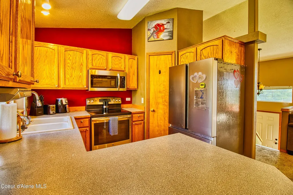 3100 N Treaty Rock Boulevard Post Falls ID 83854