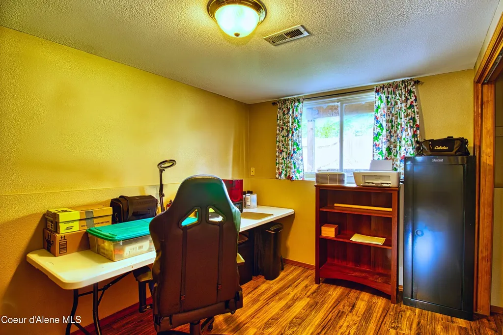 3100 N Treaty Rock Boulevard Post Falls ID 83854