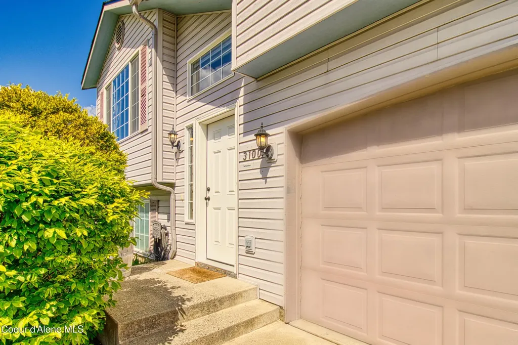 3100 N Treaty Rock Boulevard Post Falls ID 83854