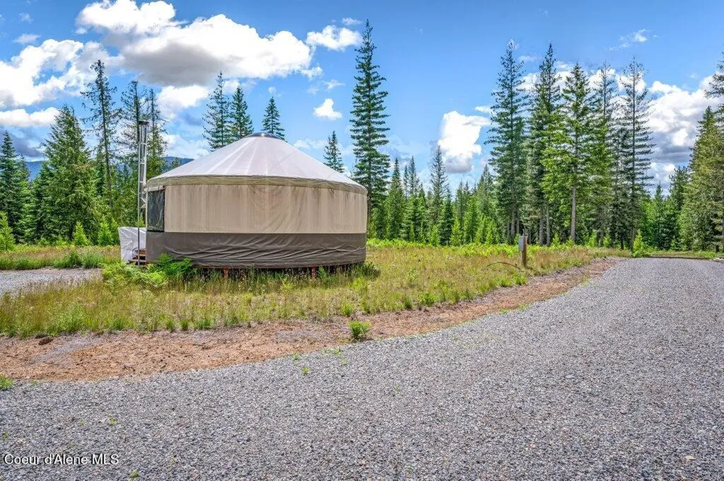 317 Treetop Bluff Lane Bonners Ferry ID 83805