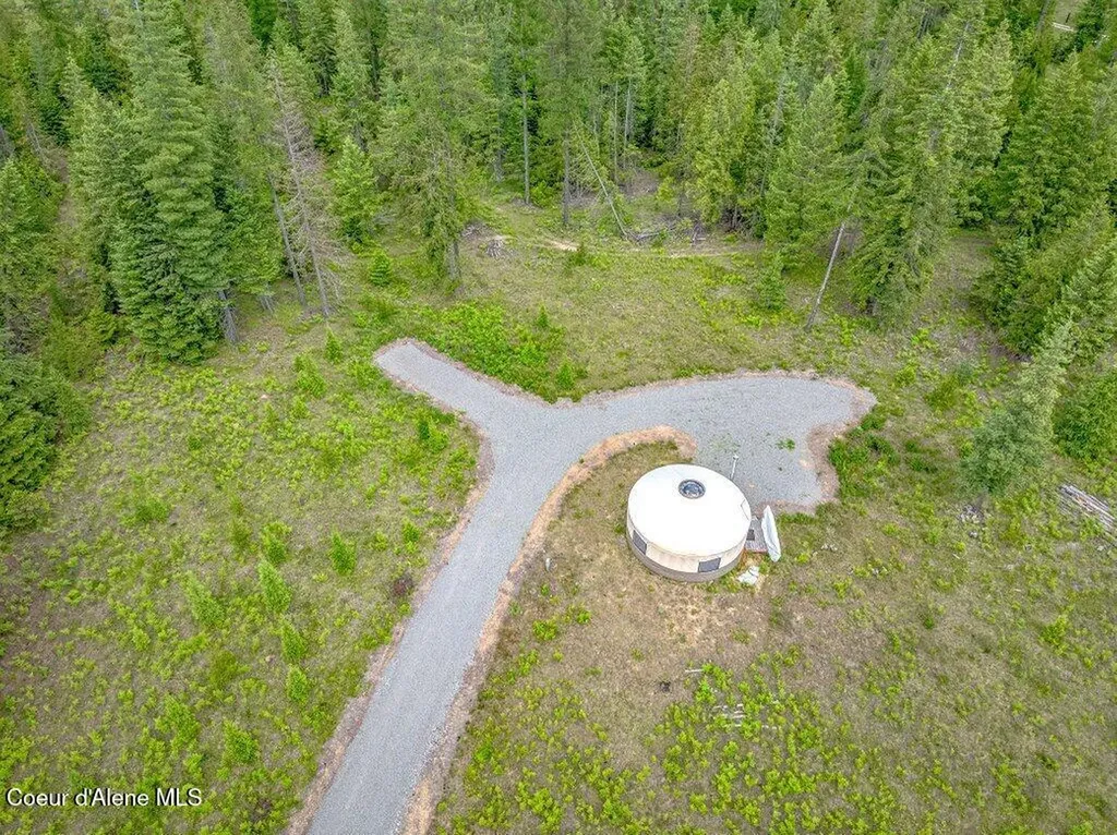 317 Treetop Bluff Lane Bonners Ferry ID 83805