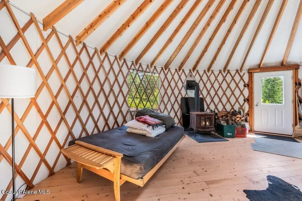 317 Treetop Bluff Lane Bonners Ferry ID 83805