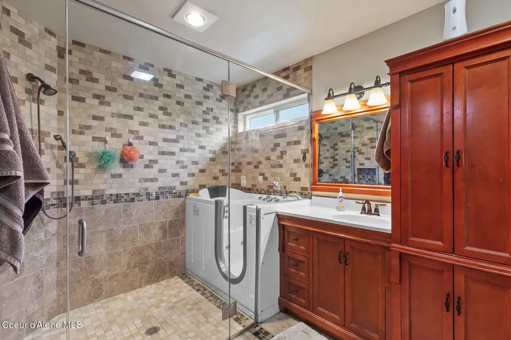 880 E Chilco Road Rathdrum ID 83858