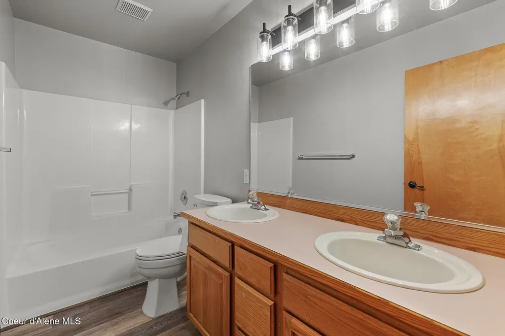 880 E Chilco Road Rathdrum ID 83858