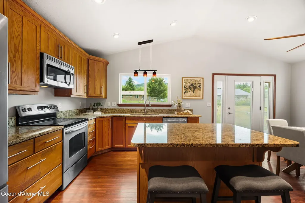 57 Laclede Shores Drive Laclede ID 83841