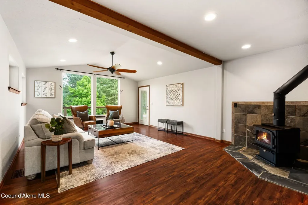 57 Laclede Shores Drive Laclede ID 83841