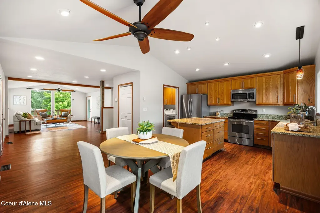 57 Laclede Shores Drive Laclede ID 83841