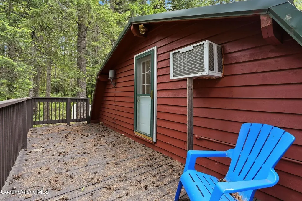 256 Poverty Lane Spirit Lake ID 83869