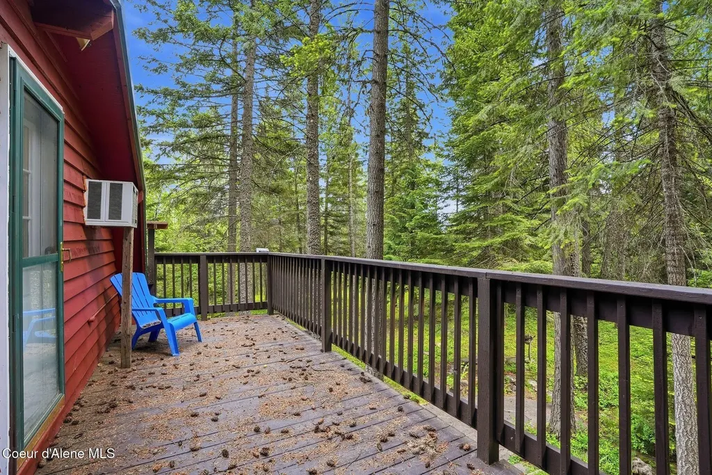 256 Poverty Lane Spirit Lake ID 83869