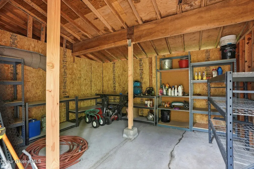 256 Poverty Lane Spirit Lake ID 83869