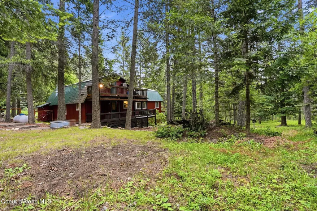 256 Poverty Lane Spirit Lake ID 83869