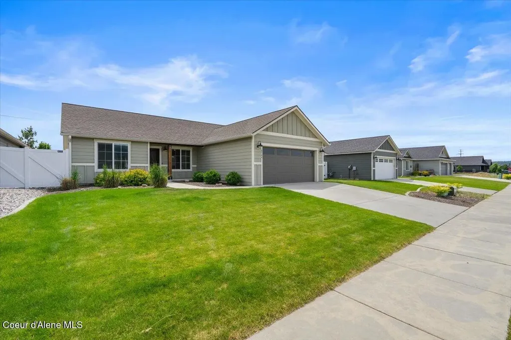 8544 W Seed Avenue Rathdrum ID 83858