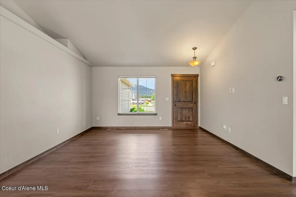 8544 W Seed Avenue Rathdrum ID 83858