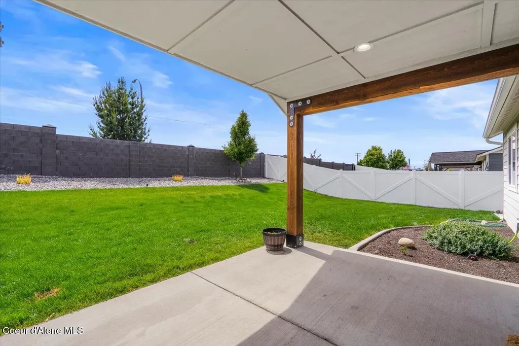 8544 W Seed Avenue Rathdrum ID 83858