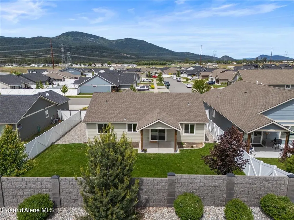 8544 W Seed Avenue Rathdrum ID 83858