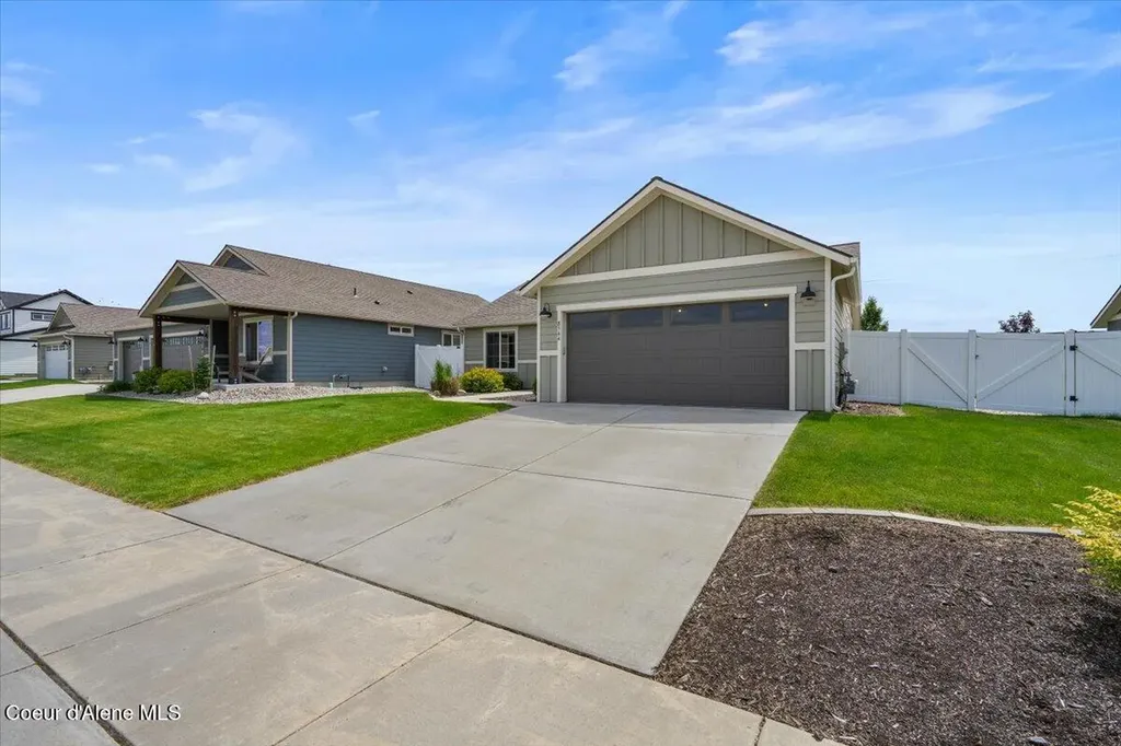 8544 W Seed Avenue Rathdrum ID 83858