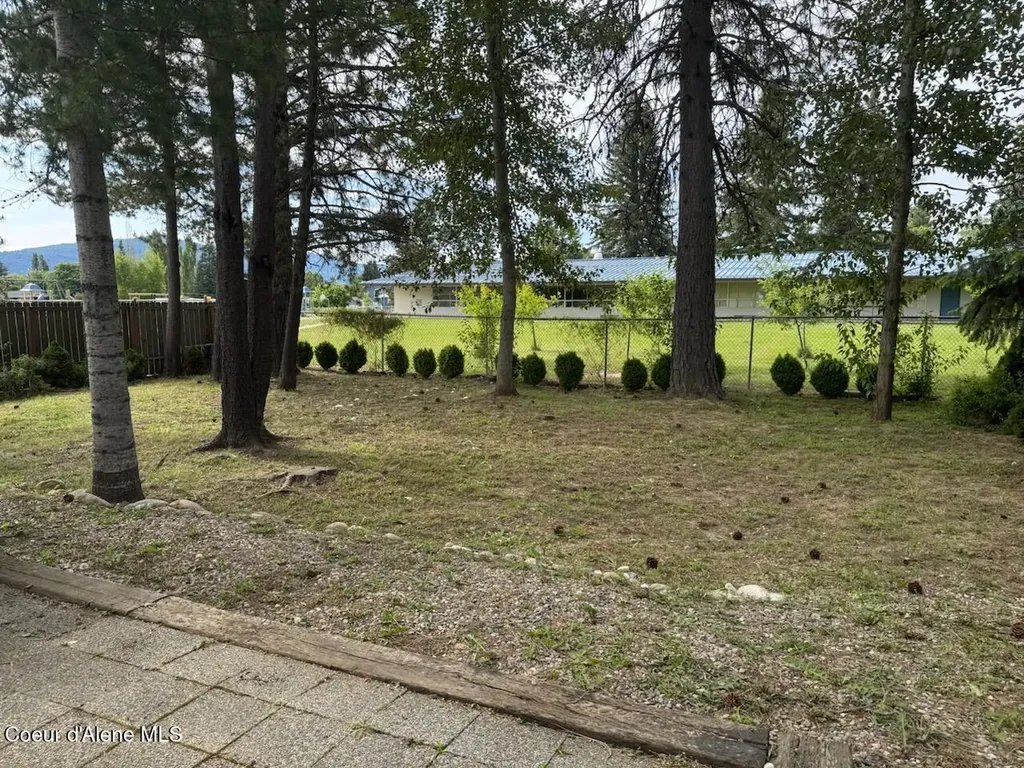 1601 Sequoia Street Sandpoint ID 83864