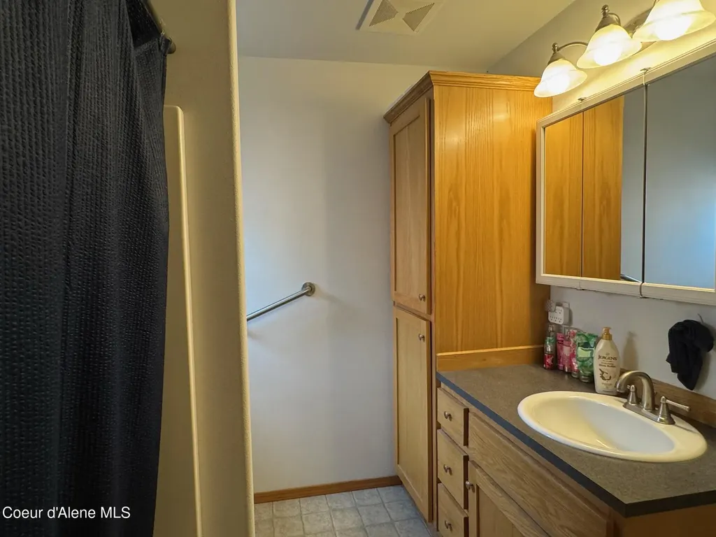 1601 Sequoia Street Sandpoint ID 83864