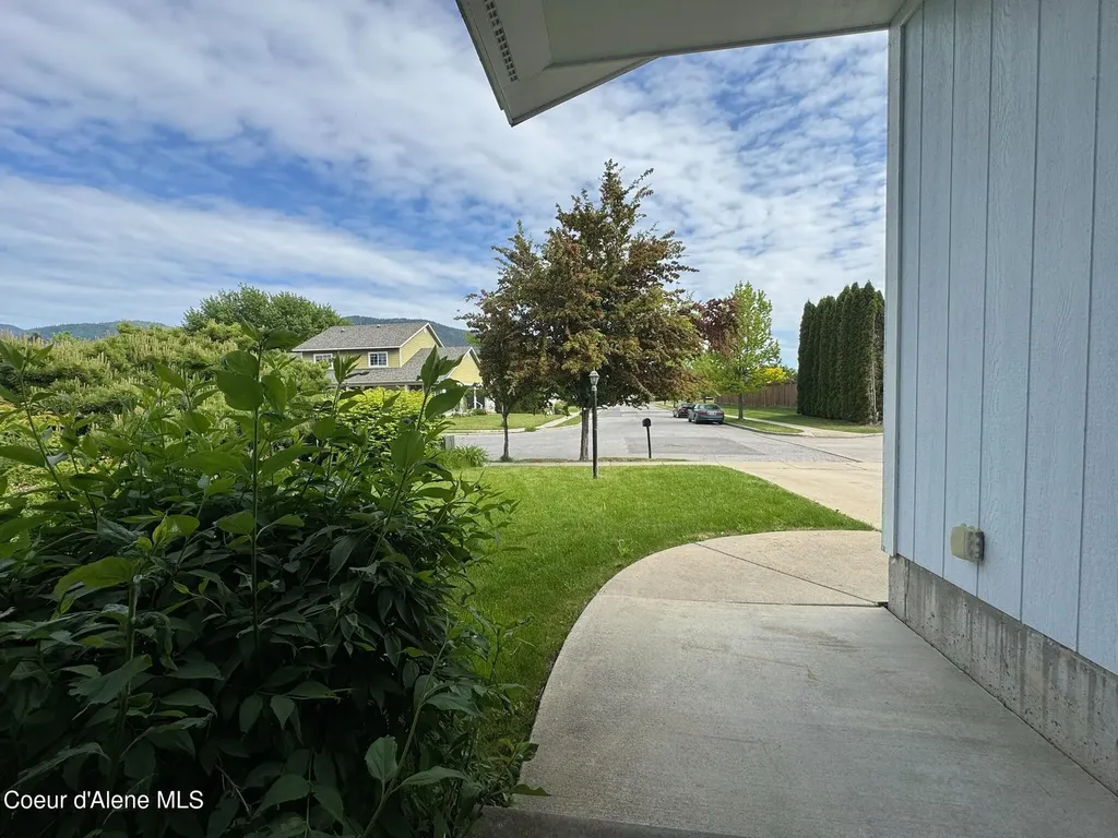 1601 Sequoia Street Sandpoint ID 83864
