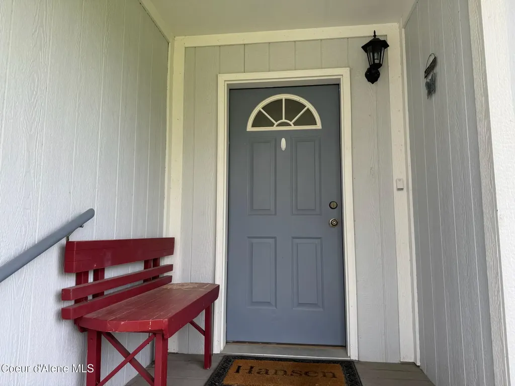 1601 Sequoia Street Sandpoint ID 83864