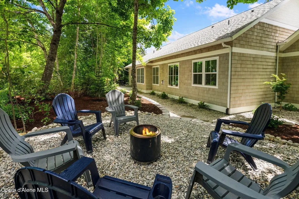 306 Eskridge Place Dover ID 83825