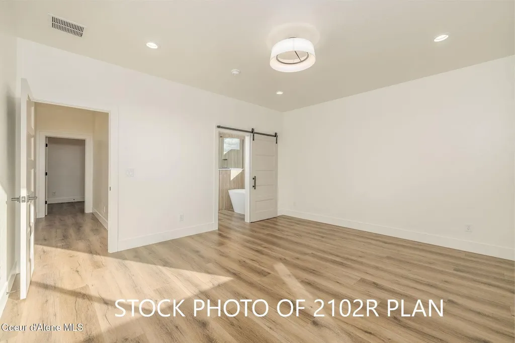 9105 W Swather Avenue Rathdrum ID 83858