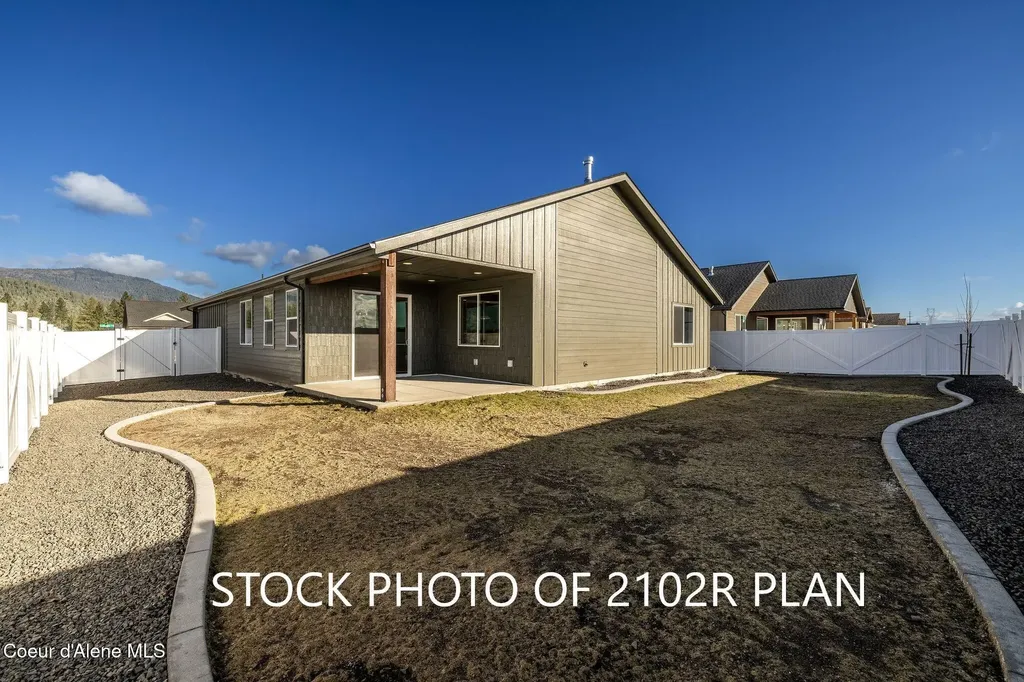9105 W Swather Avenue Rathdrum ID 83858