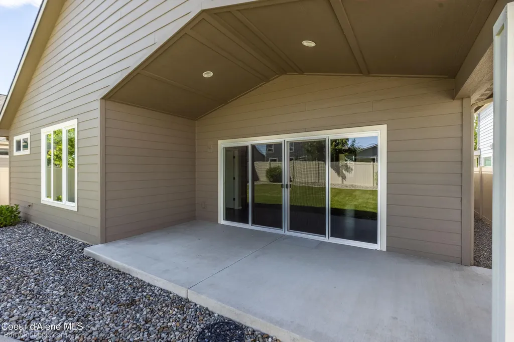 589 E Penrose Avenue Post Falls ID 83854