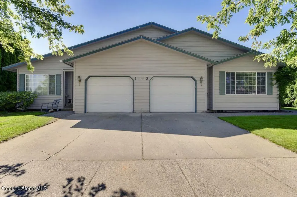 13947 N Lauren Loop Rathdrum ID 83858