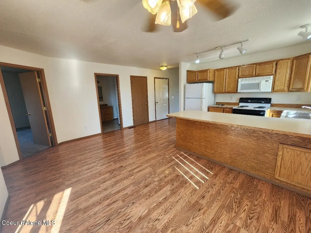 13947 N Lauren Loop Rathdrum ID 83858