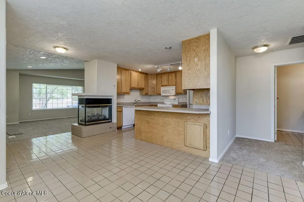 13947 N Lauren Loop Rathdrum ID 83858