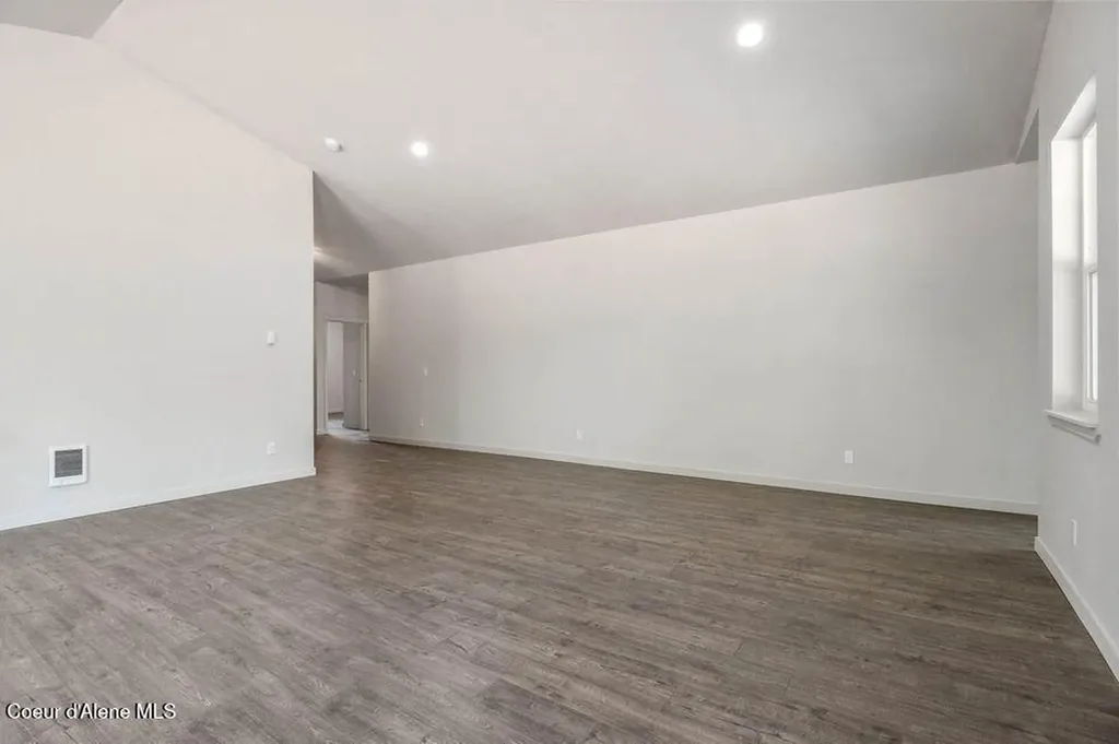 40 James Way Oldtown ID 83822