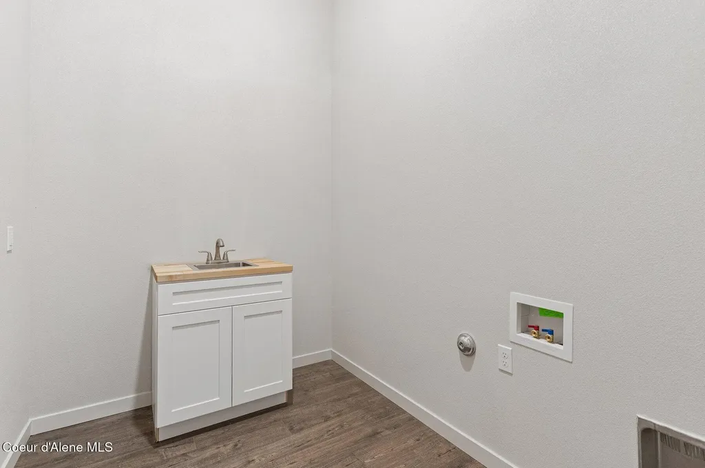 40 James Way Oldtown ID 83822