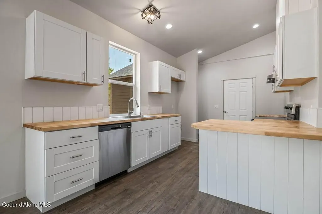 40 James Way Oldtown ID 83822