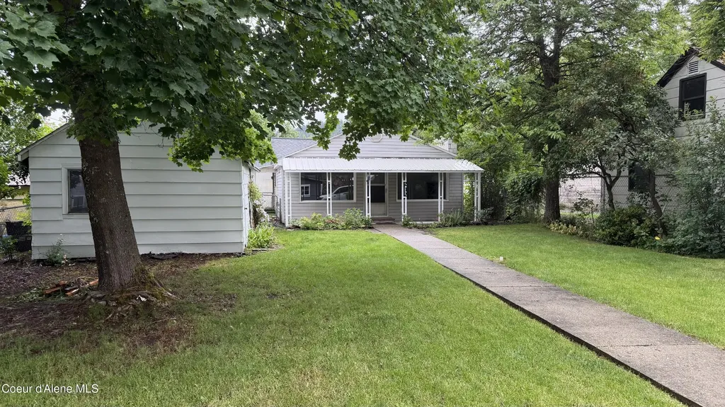 212 Hill Street Smelterville ID 83868