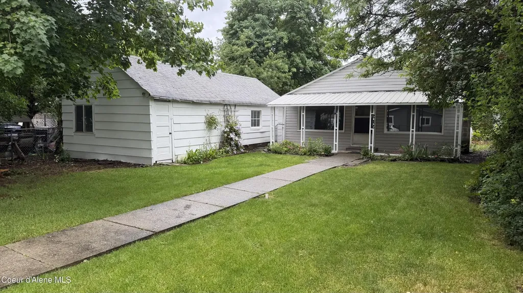 212 Hill Street Smelterville ID 83868