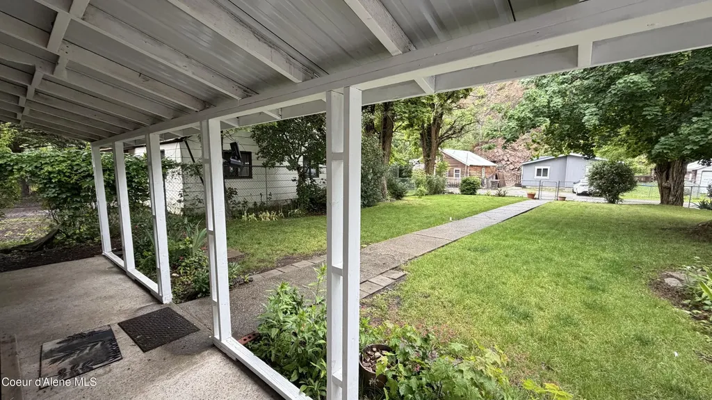 212 Hill Street Smelterville ID 83868