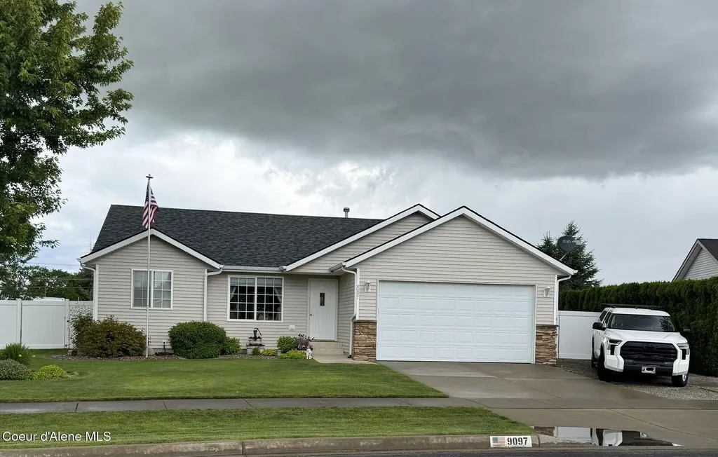 9097 N Torrey Lane Hayden ID 83835