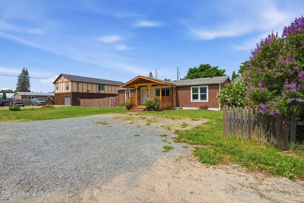 106 W Railroad Clark Fork ID 83811