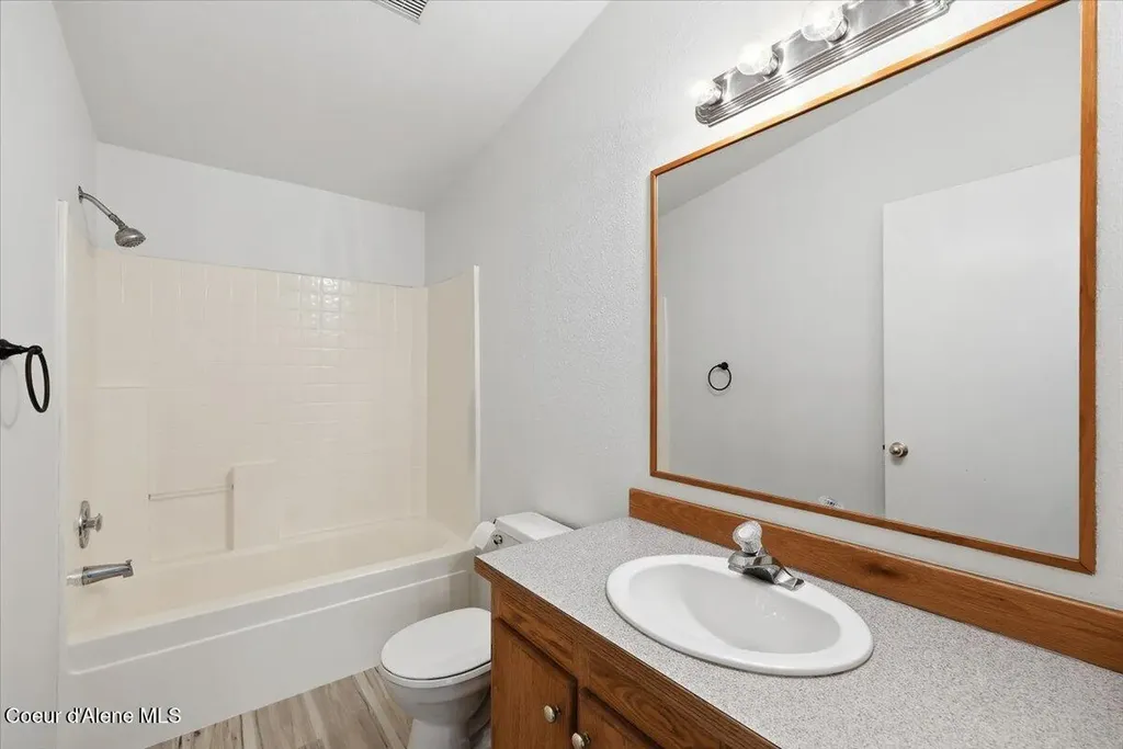 24401 N Grouse Road Rathdrum ID 83858