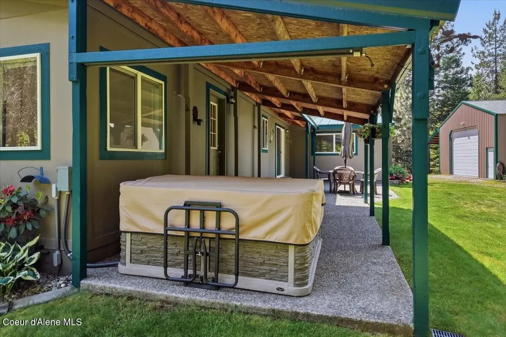 24401 N Grouse Road Rathdrum ID 83858