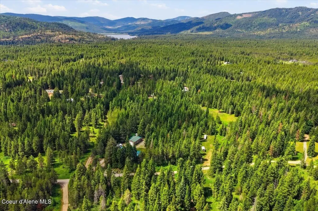 24401 N Grouse Road Rathdrum ID 83858