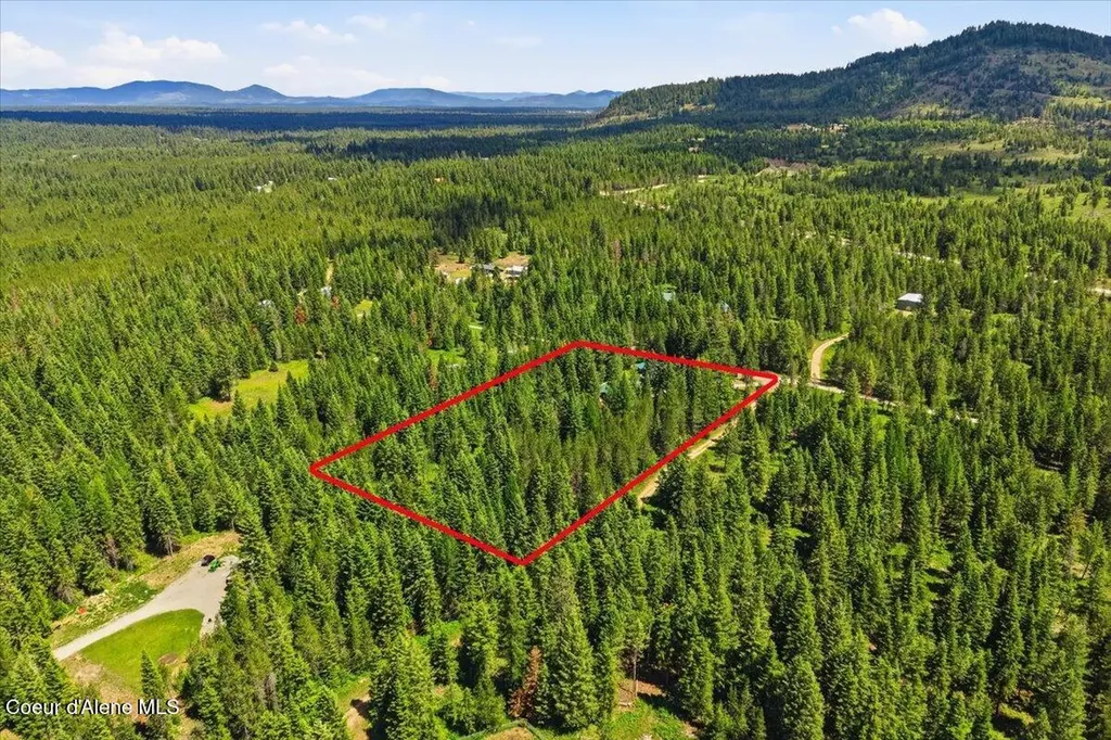 24401 N Grouse Road Rathdrum ID 83858