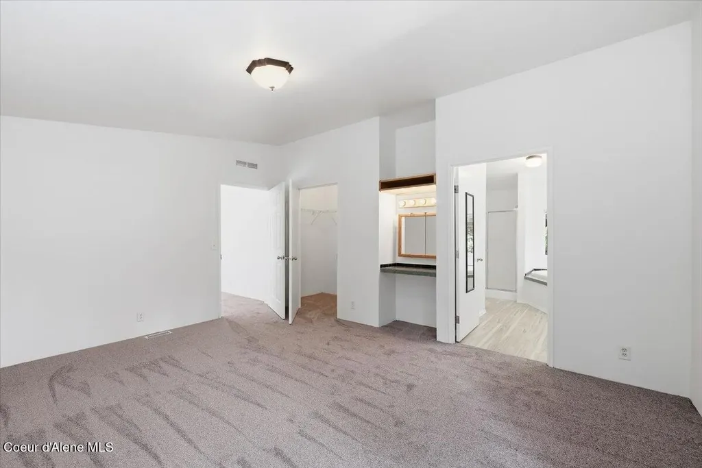 24401 N Grouse Road Rathdrum ID 83858