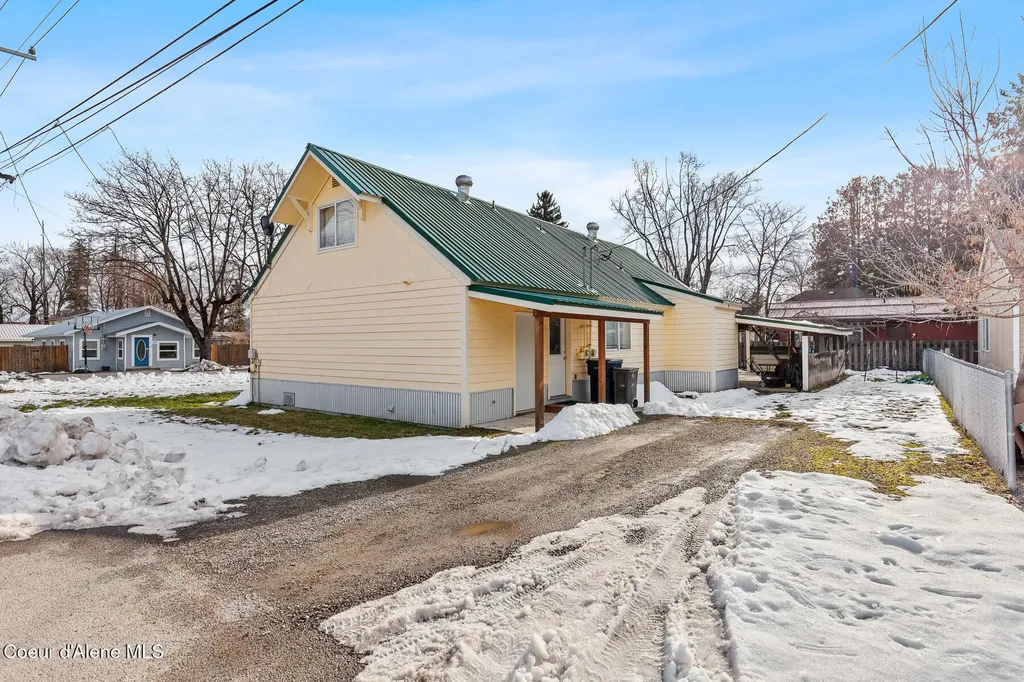 1021 N Florence Avenue Sandpoint ID 83864