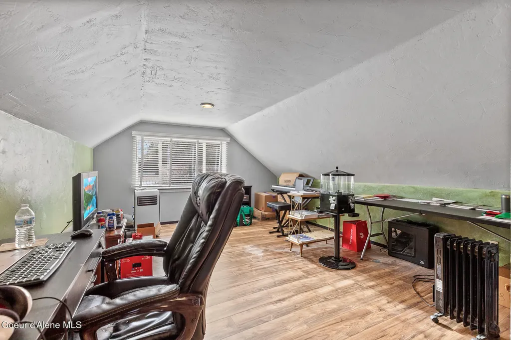 1021 N Florence Avenue Sandpoint ID 83864